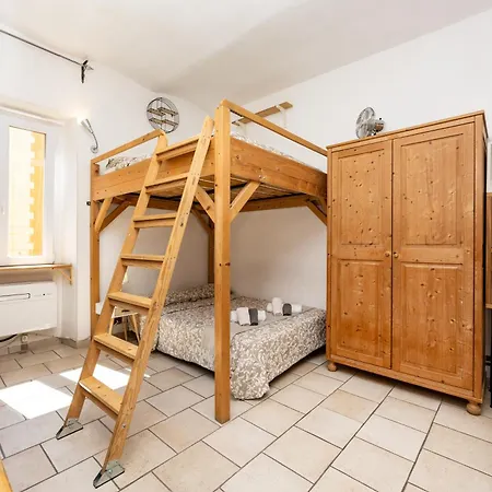 Apartment San Lorenzo , Near Termini Station Center V *