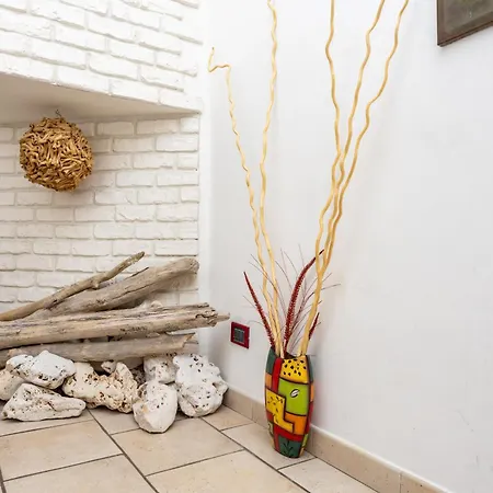 Apartment San Lorenzo , Near Termini Station Center V Rome
