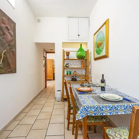 San Lorenzo , Near Termini Station Center V Apartment *